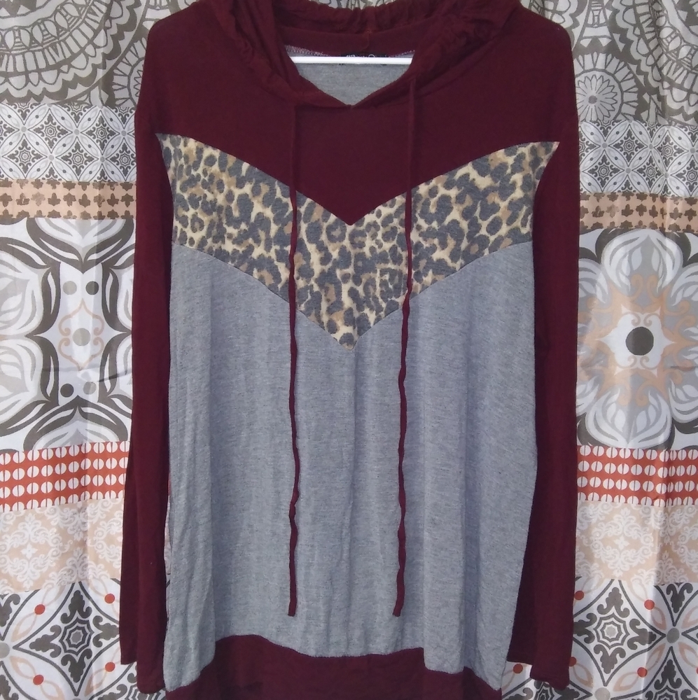 Plus size top/cheetah🐆